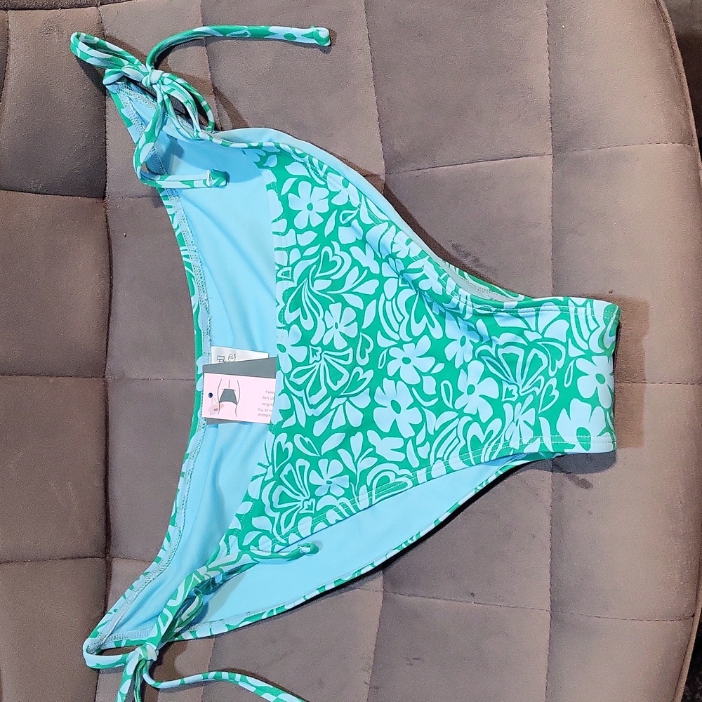 WILD FABLE WOMEN'S BLUE AND GREEN FLORAL BIKINI BOTTOM. XL/ NWT